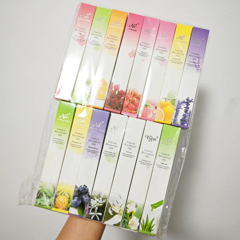 Nourishing cuticle oil pen with precision brush applicator